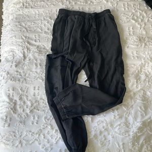 Cloth & Stone stone wash cargo jogger pant